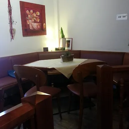 Heidi's Art Gasthuis *